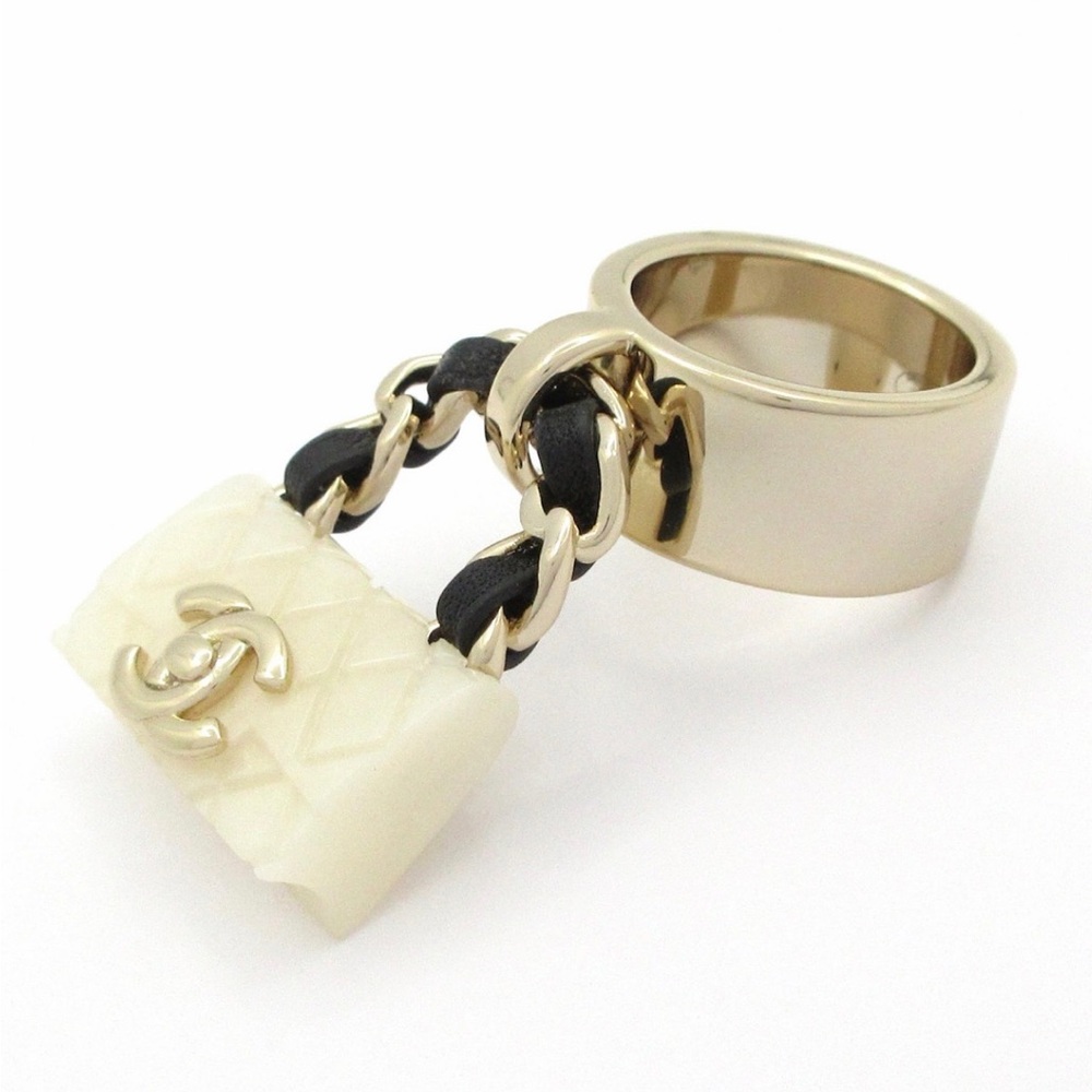 CC Purse 💍 charm Ring (size 6) & Box